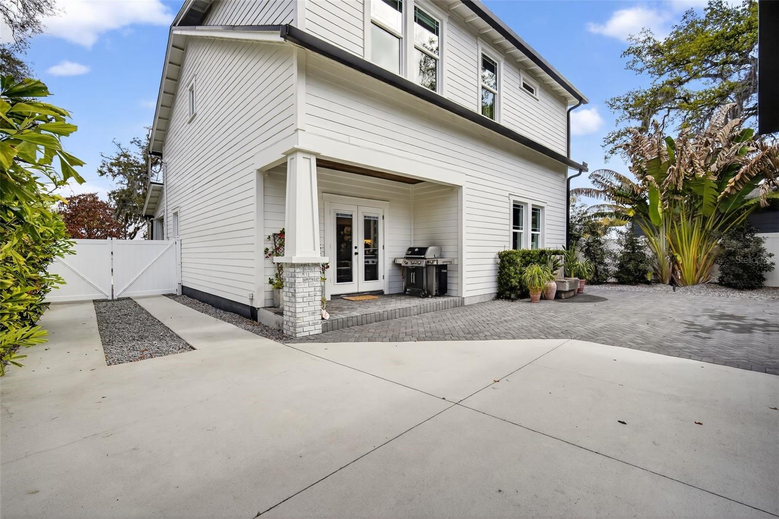 Image 45 of 55 For 502 North Bay Street