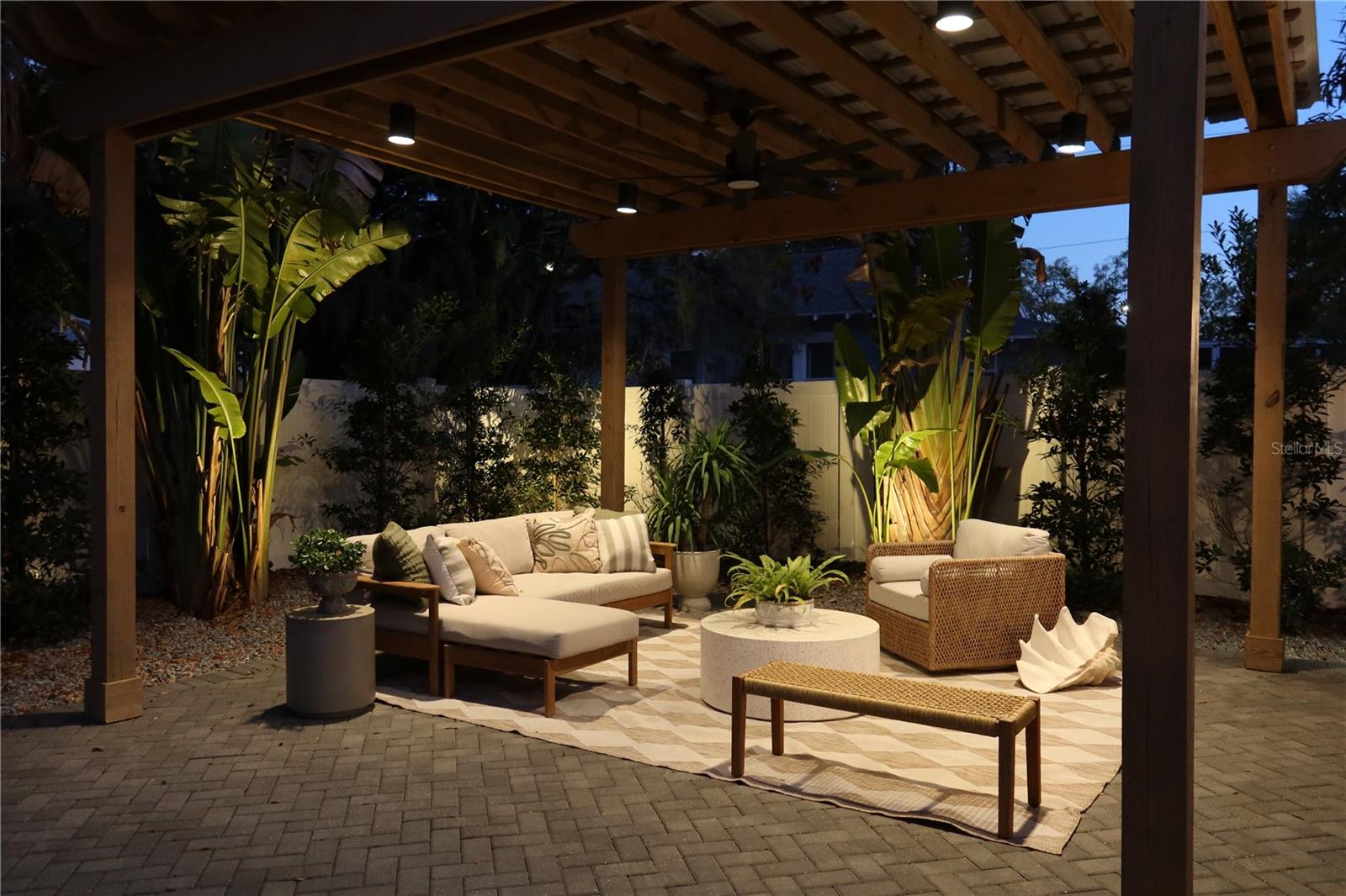 Image 52 of 55 For 502 North Bay Street