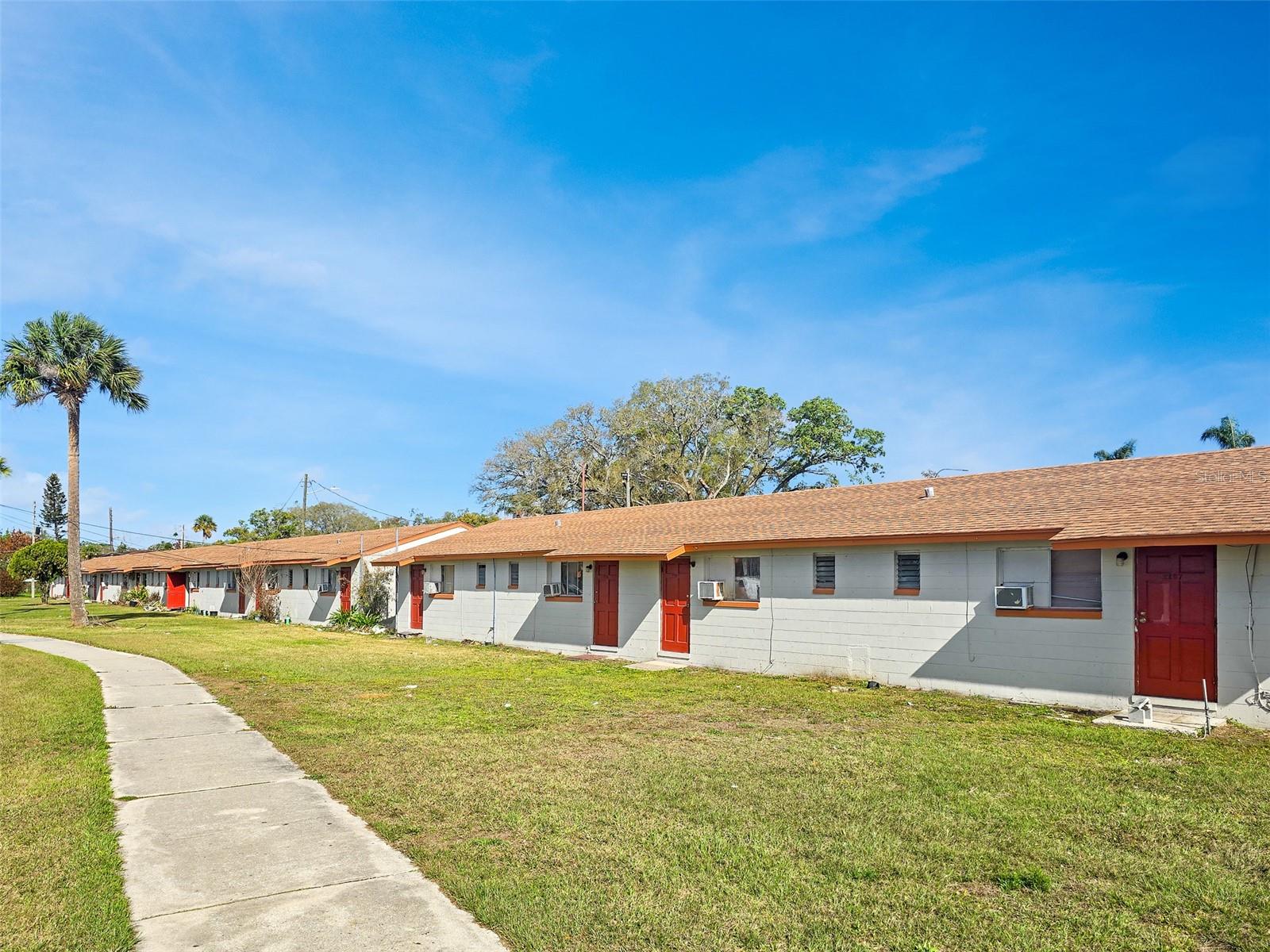 Image 11 of 13 For 2222 South Street