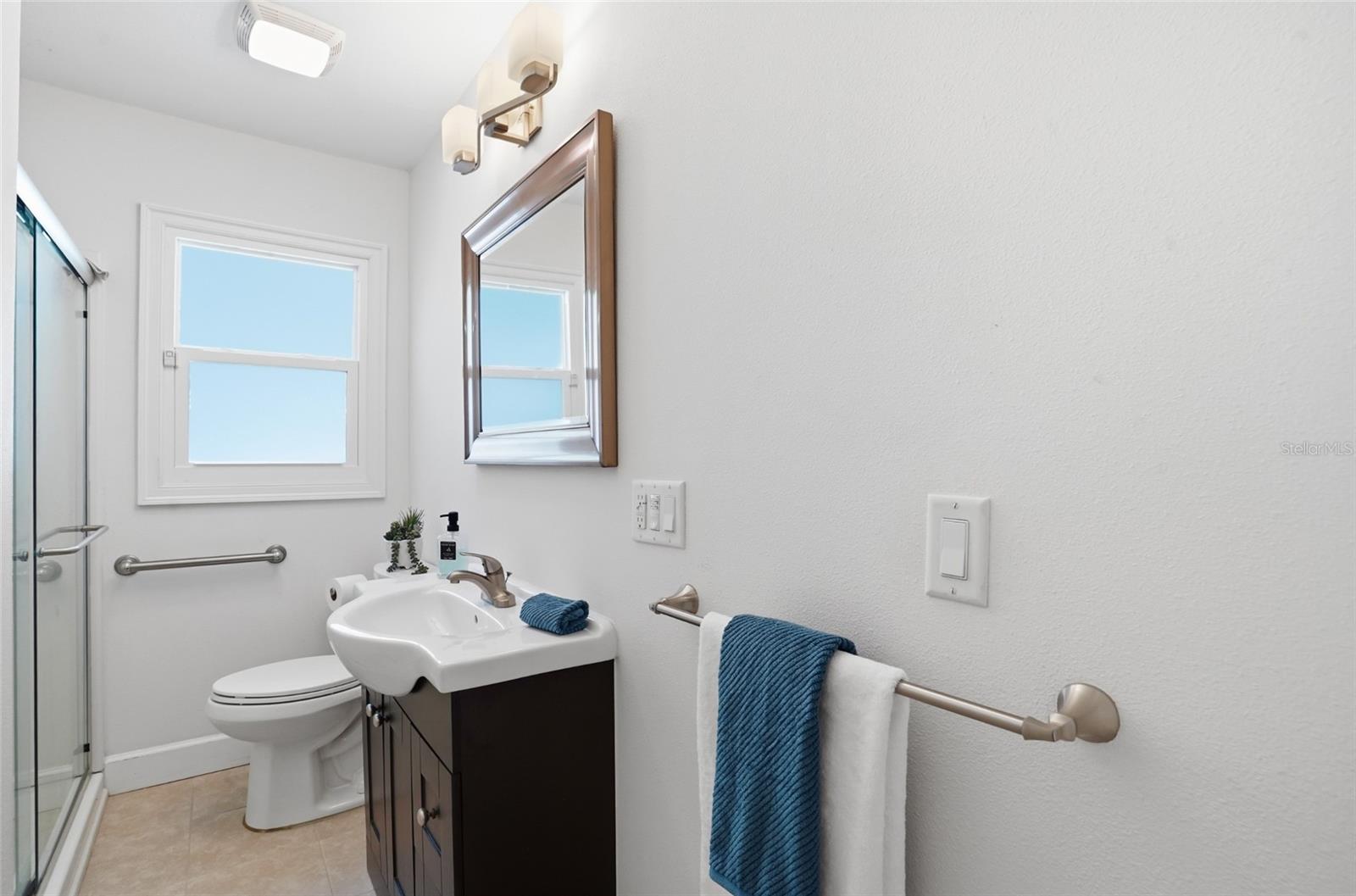 Image 11 of 53 For 2719 52nd Street S