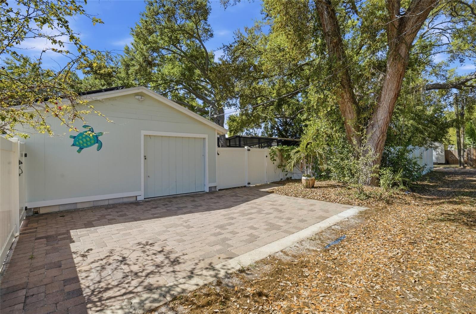 Image 26 of 53 For 2719 52nd Street S