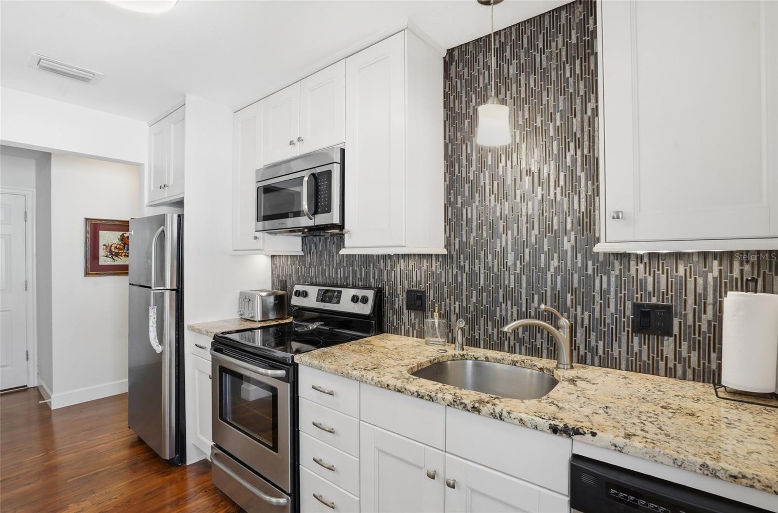 Image 36 of 53 For 2719 52nd Street S