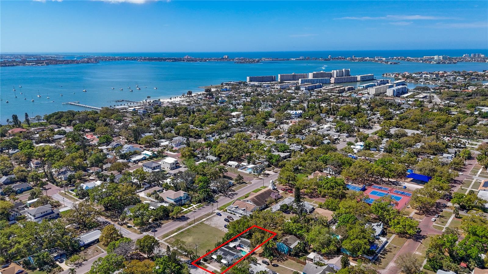 Image 42 of 53 For 2719 52nd Street S