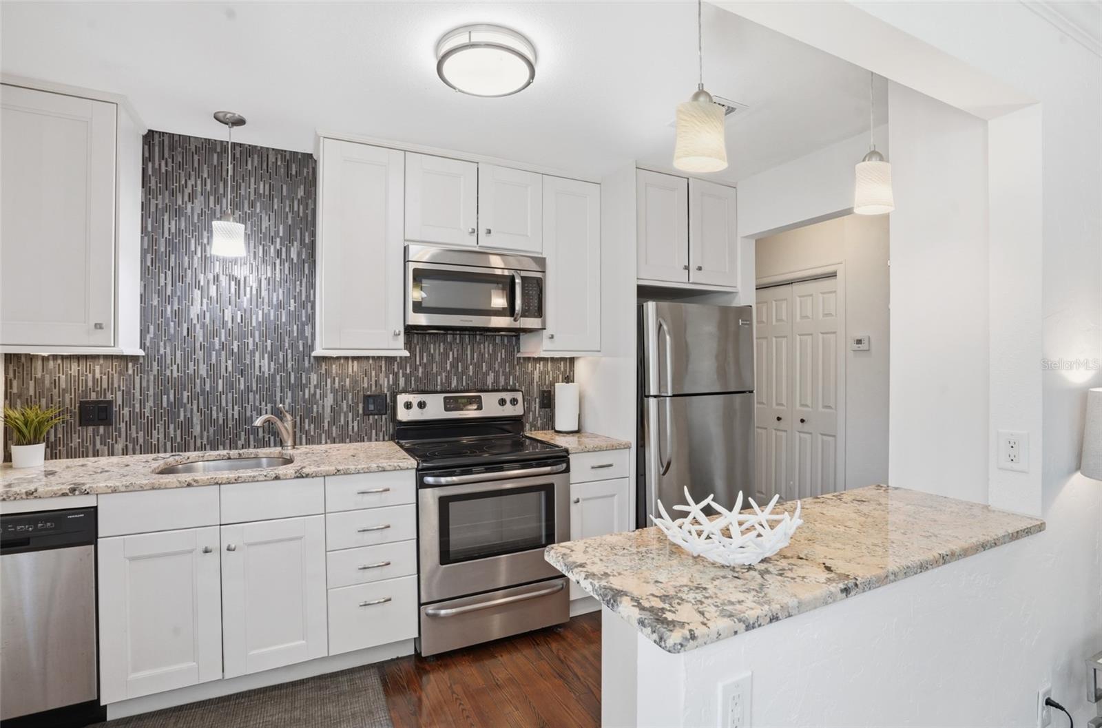 Image 9 of 53 For 2719 52nd Street S