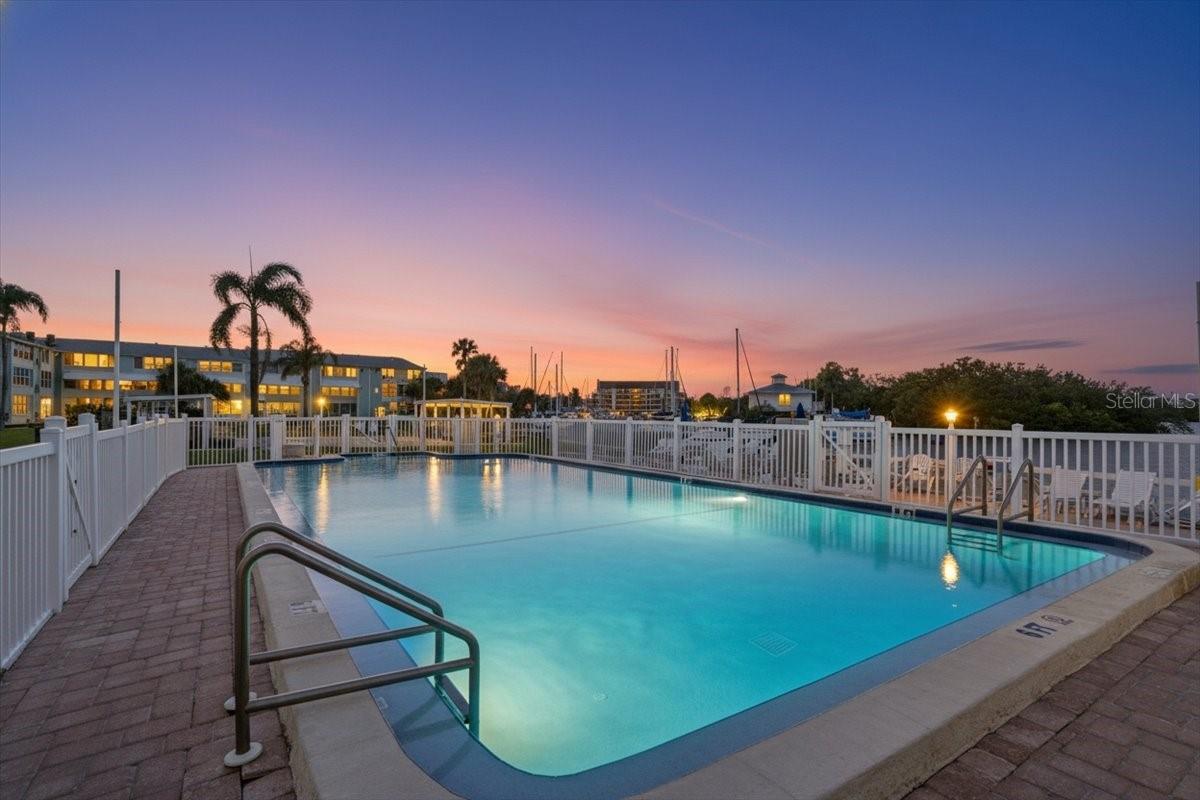 Image 22 of 72 For 1847 Shore Drive S 119