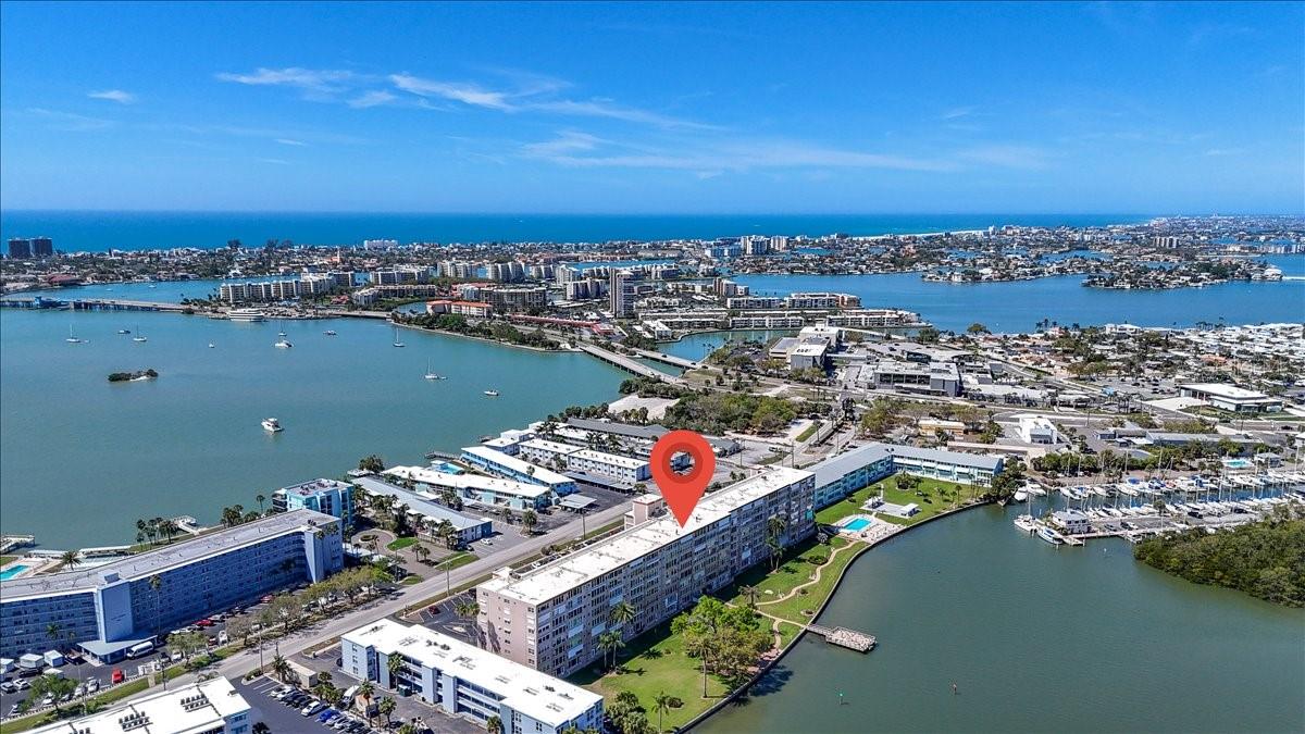 Image 38 of 72 For 1847 Shore Drive S 119