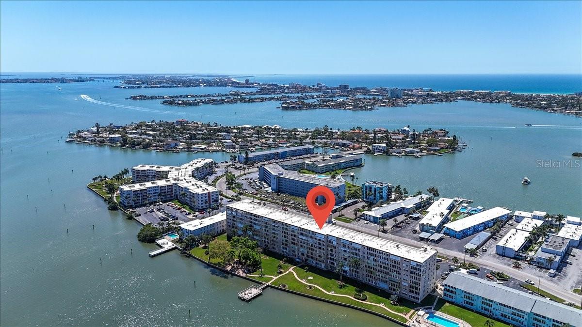 Image 40 of 72 For 1847 Shore Drive S 119