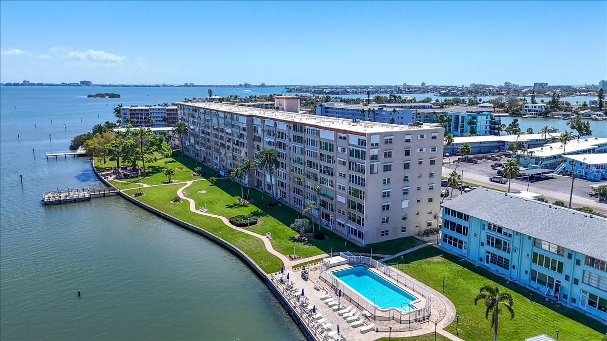 Image 41 of 72 For 1847 Shore Drive S 119