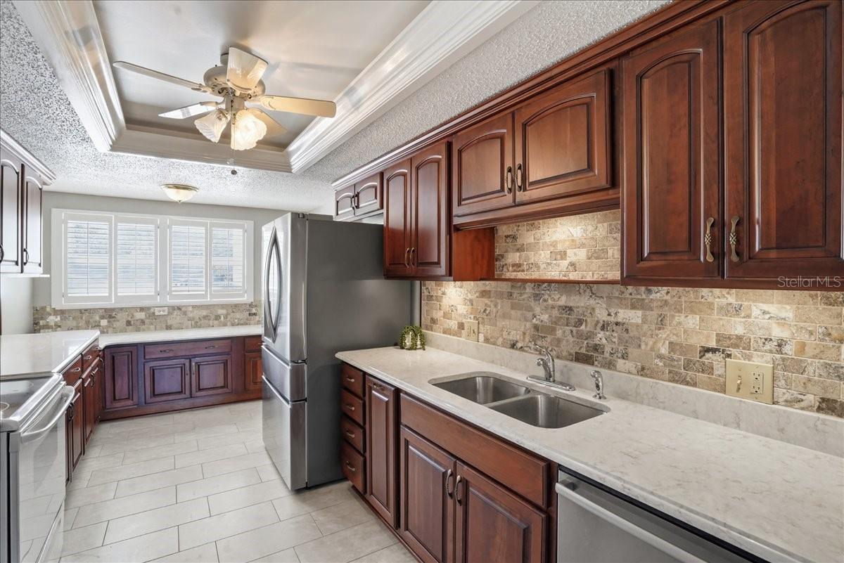 Image 57 of 72 For 1847 Shore Drive S 119