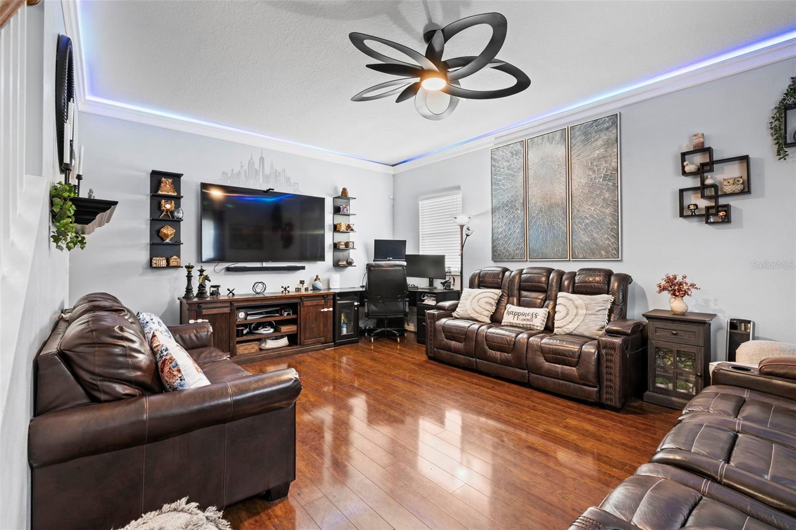 Image 24 of 76 For 31001 Midtown Court