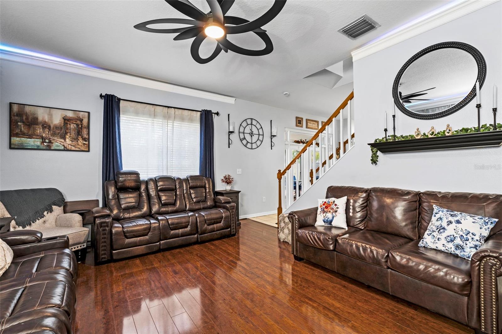 Image 27 of 76 For 31001 Midtown Court