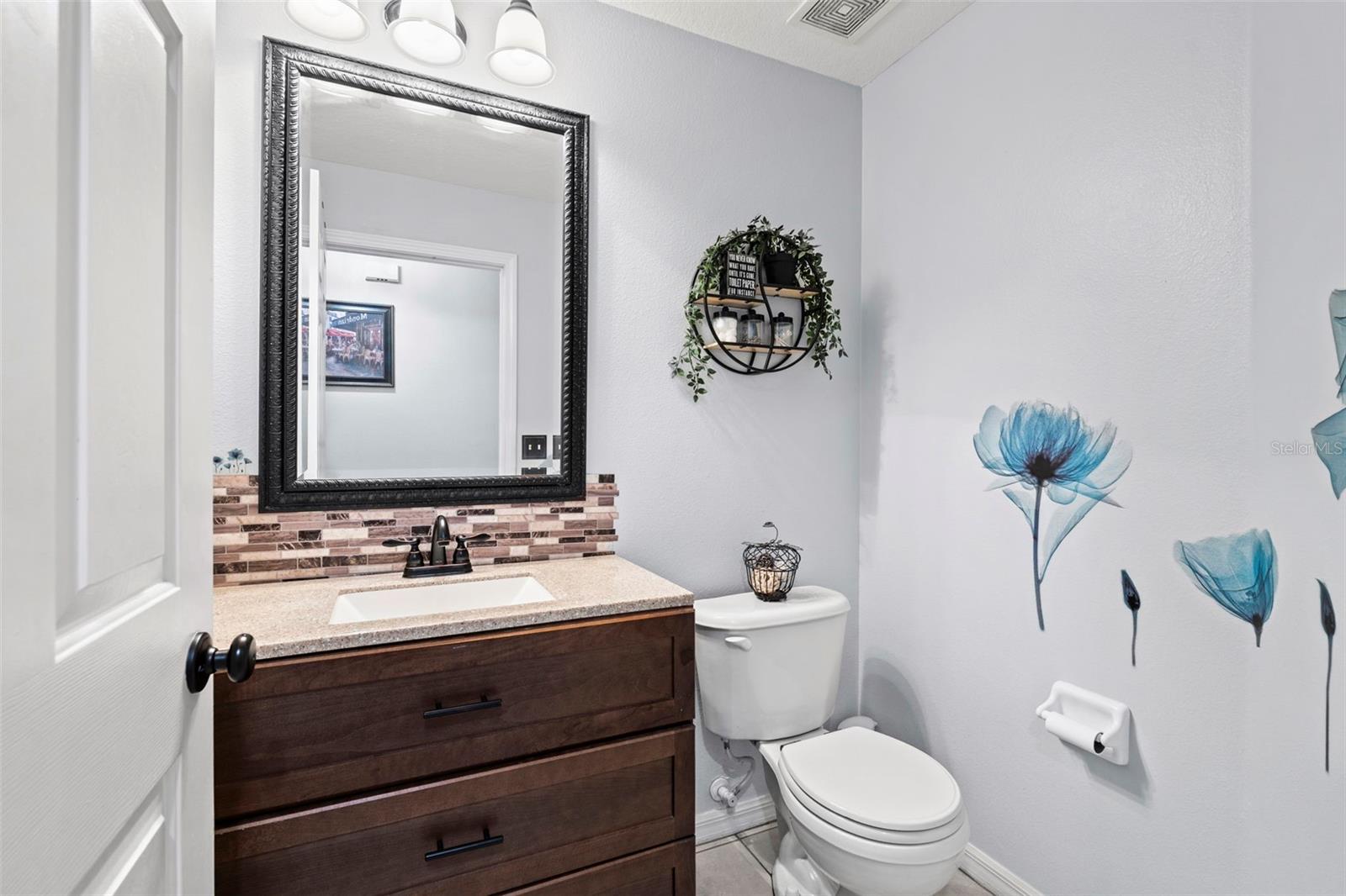 Image 29 of 76 For 31001 Midtown Court