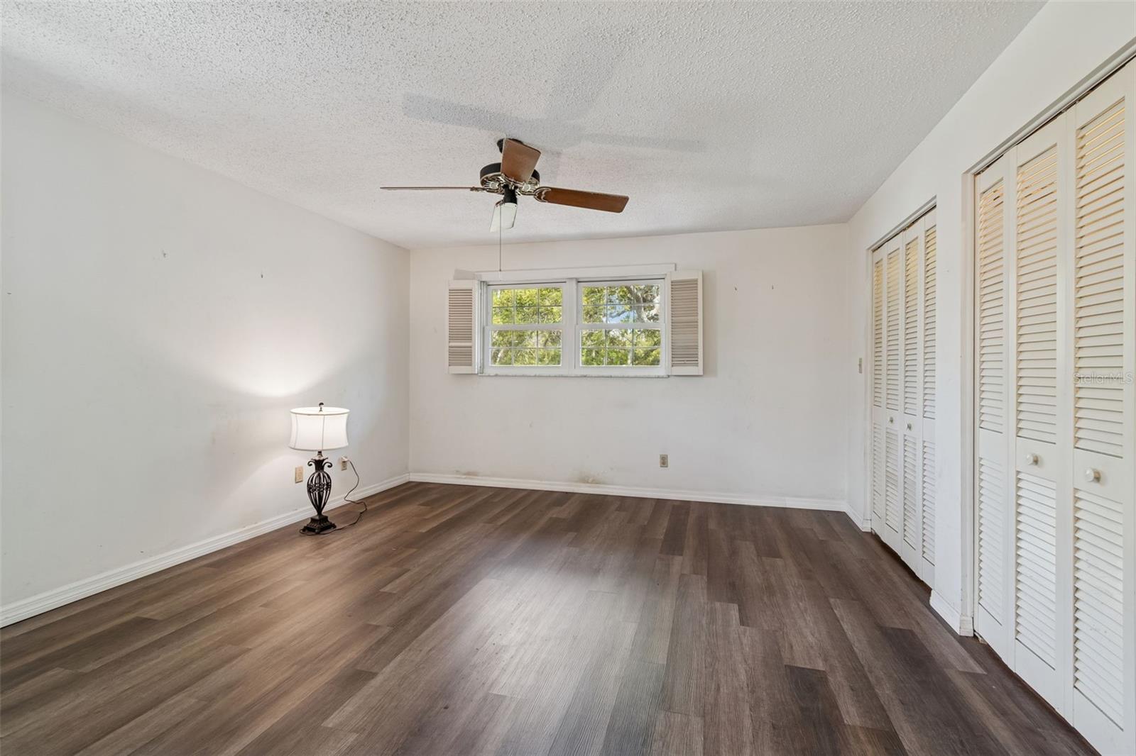 Image 50 of 89 For 2027 Park Street N