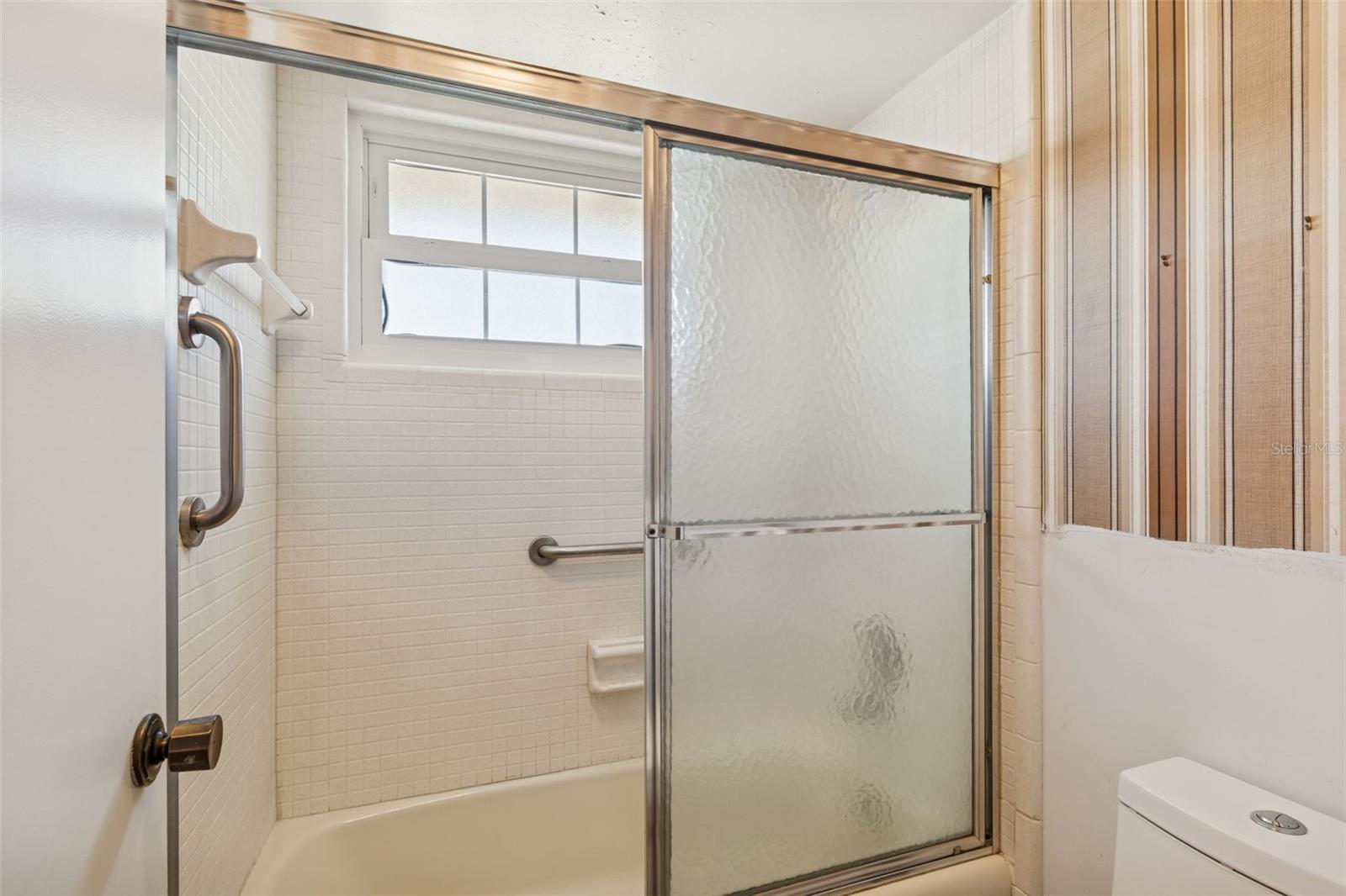 Image 64 of 89 For 2027 Park Street N