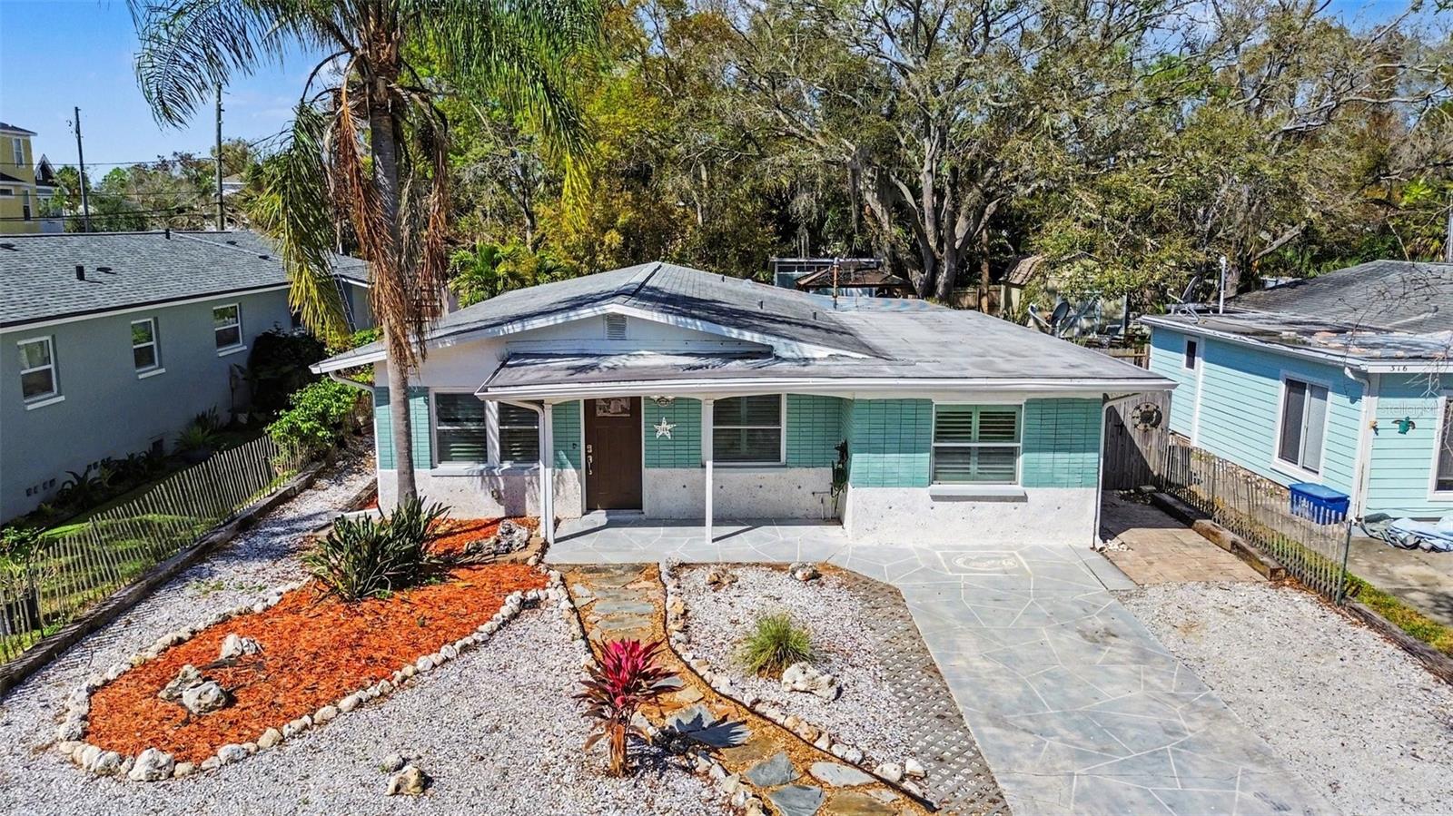 Image 2 of 32 For 318 Bath Street