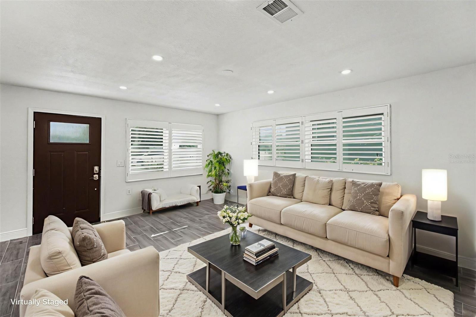 Image 8 of 32 For 318 Bath Street