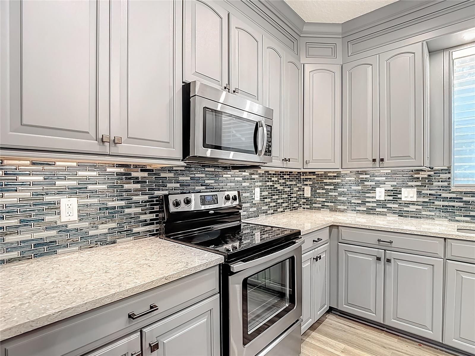 Image 13 of 35 For 12516 Streamdale Drive