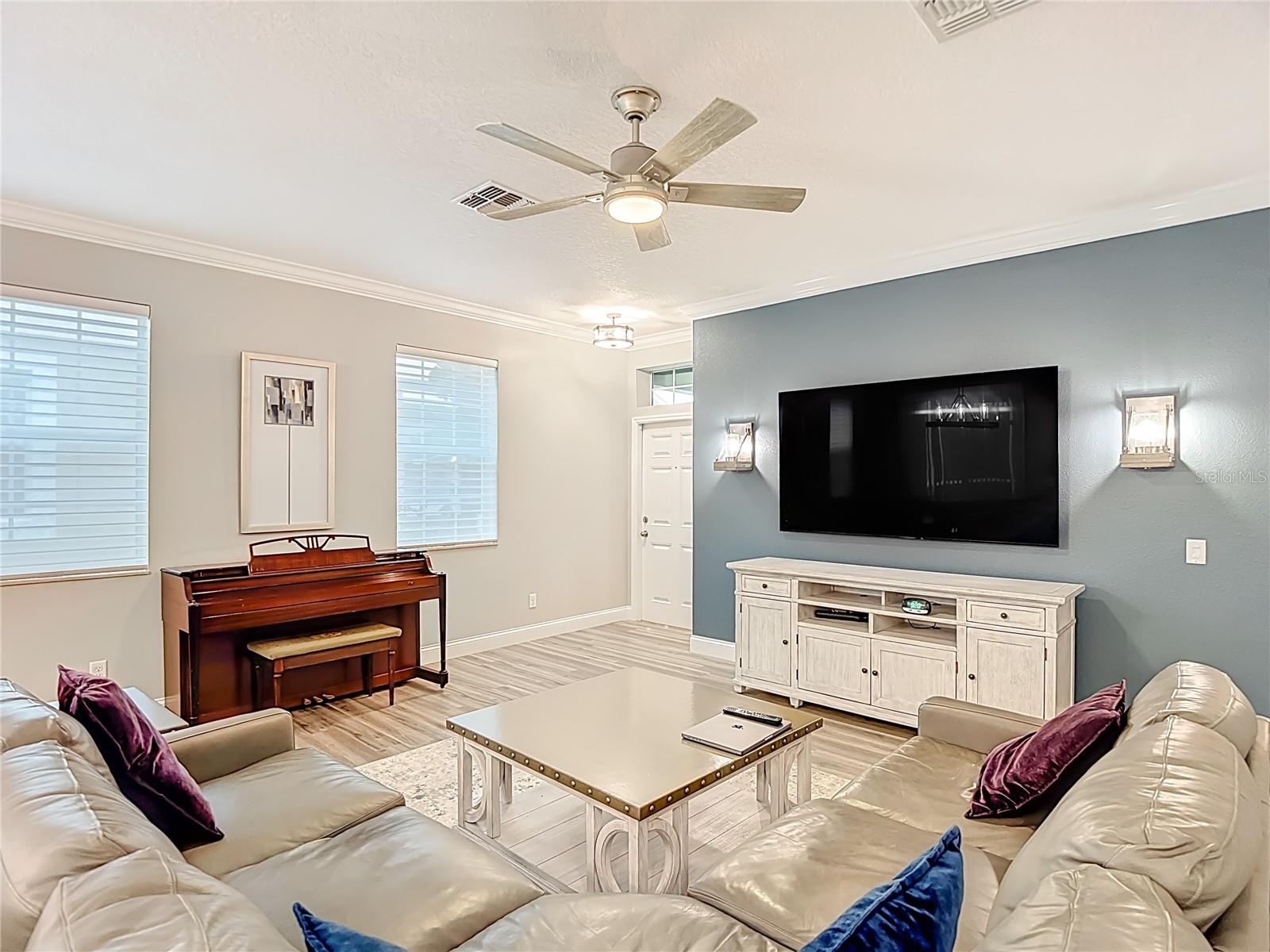 Image 6 of 35 For 12516 Streamdale Drive