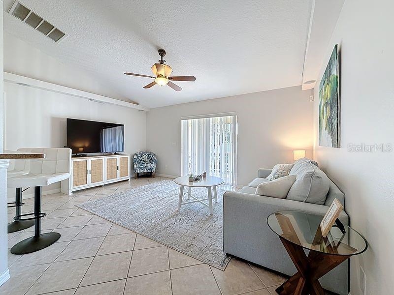 Image 12 of 49 For 2402 Dryer Avenue