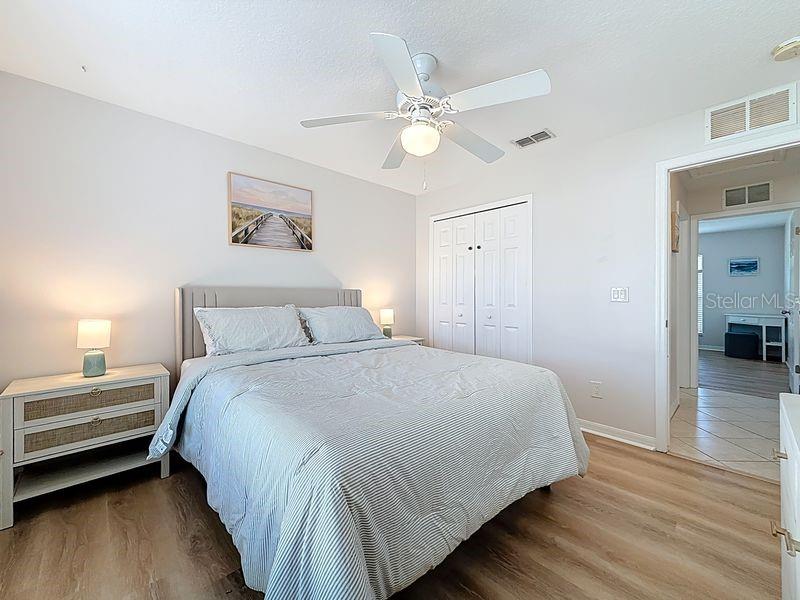 Image 29 of 49 For 2402 Dryer Avenue