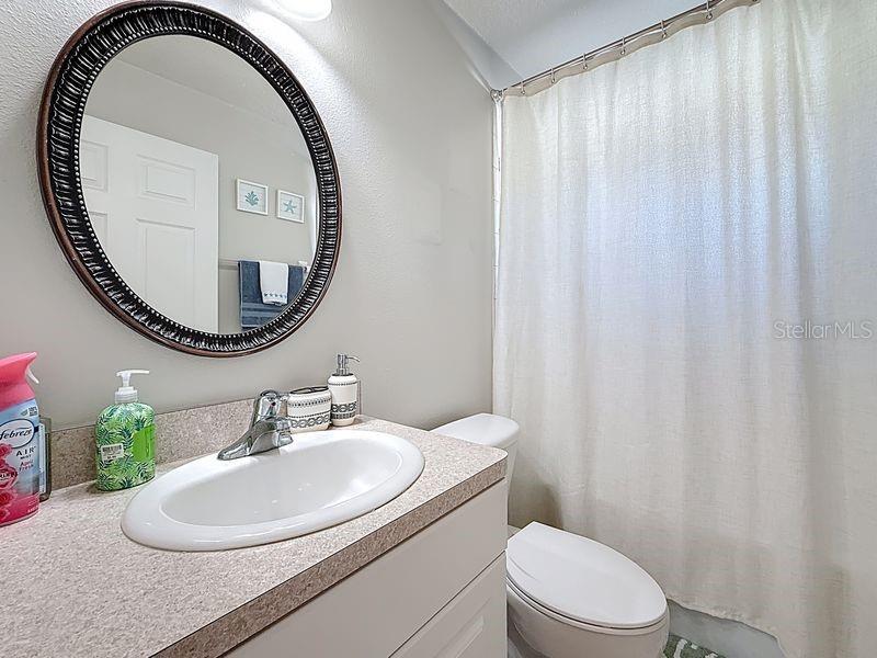 Image 34 of 49 For 2402 Dryer Avenue