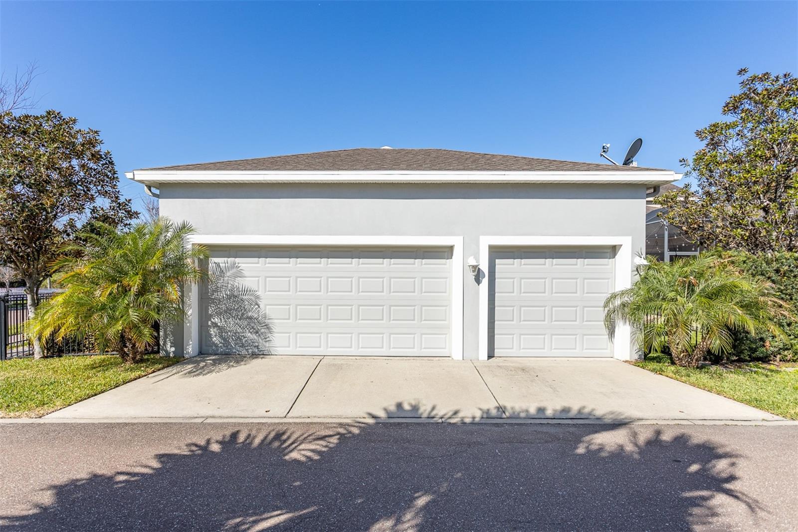 Image 55 of 73 For 11143 Winthrop Lake Drive