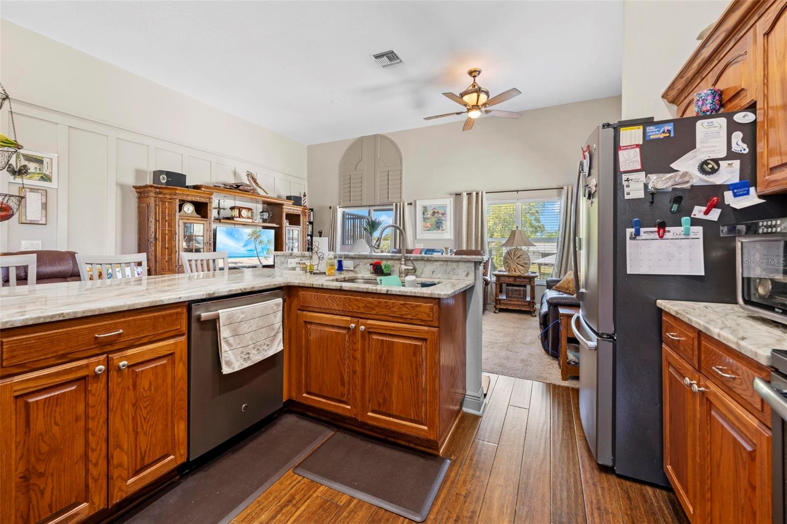 Image 13 of 61 For 8601 Old Post Road