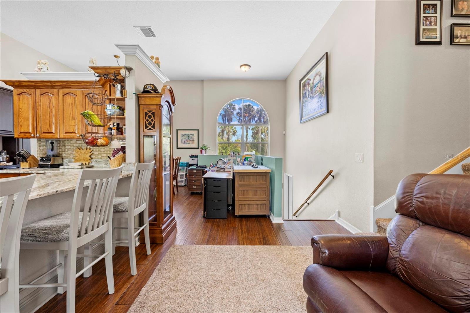 Image 19 of 61 For 8601 Old Post Road