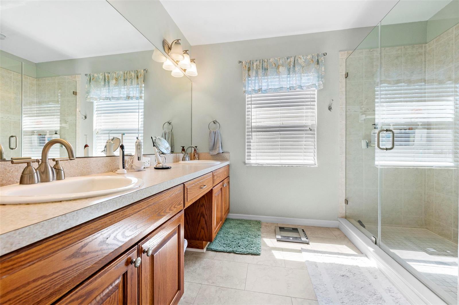 Image 39 of 61 For 8601 Old Post Road