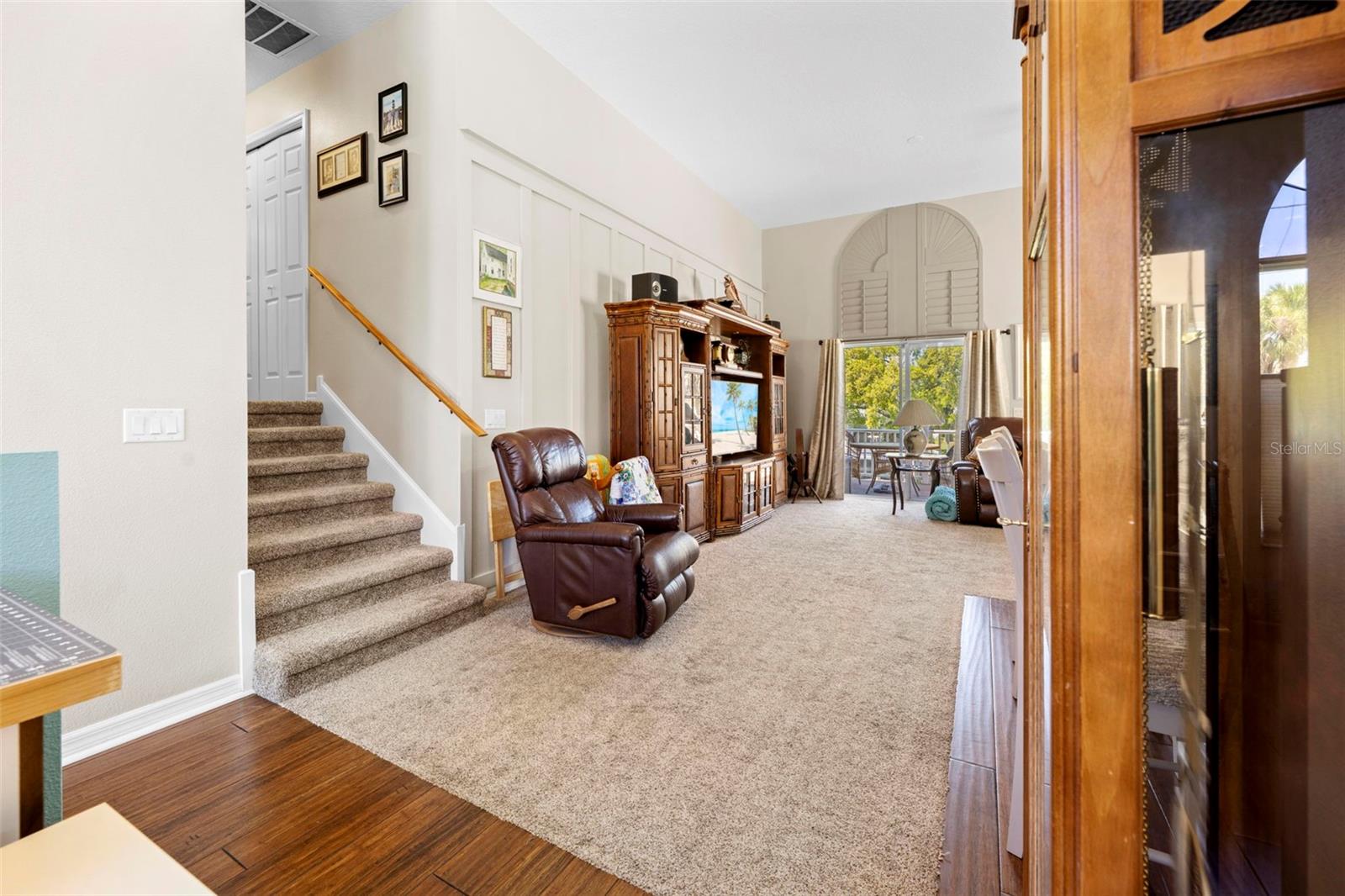 Image 7 of 61 For 8601 Old Post Road