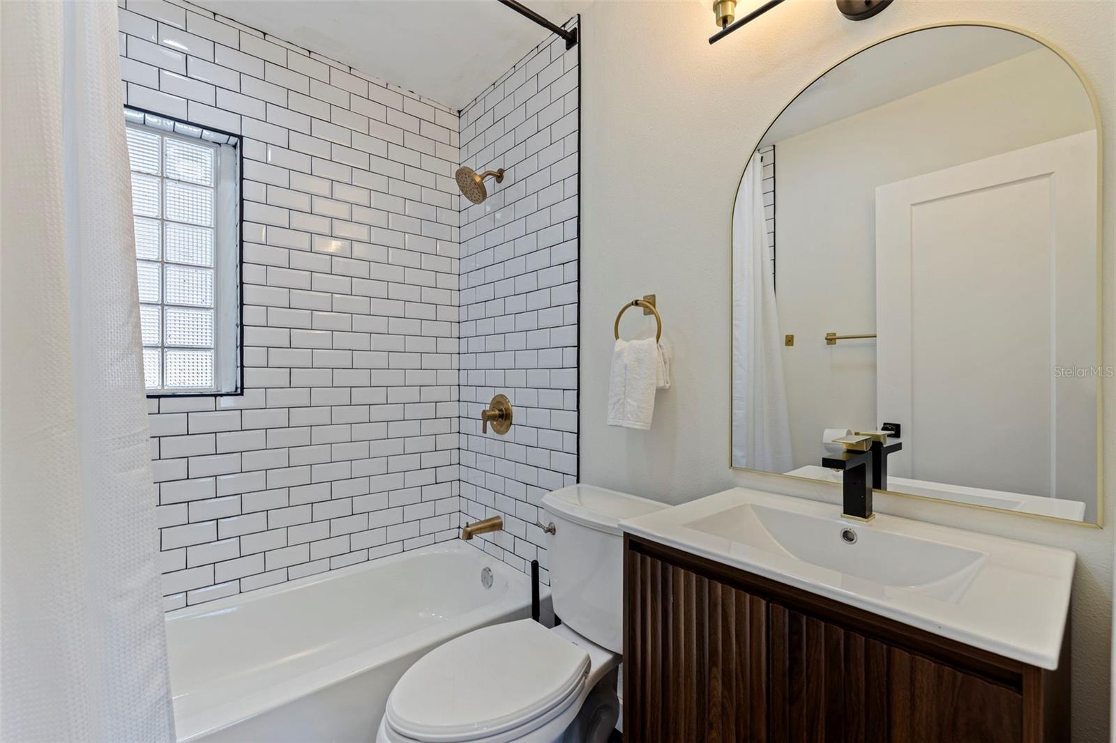 Image 15 of 48 For 737 62nd Avenue N