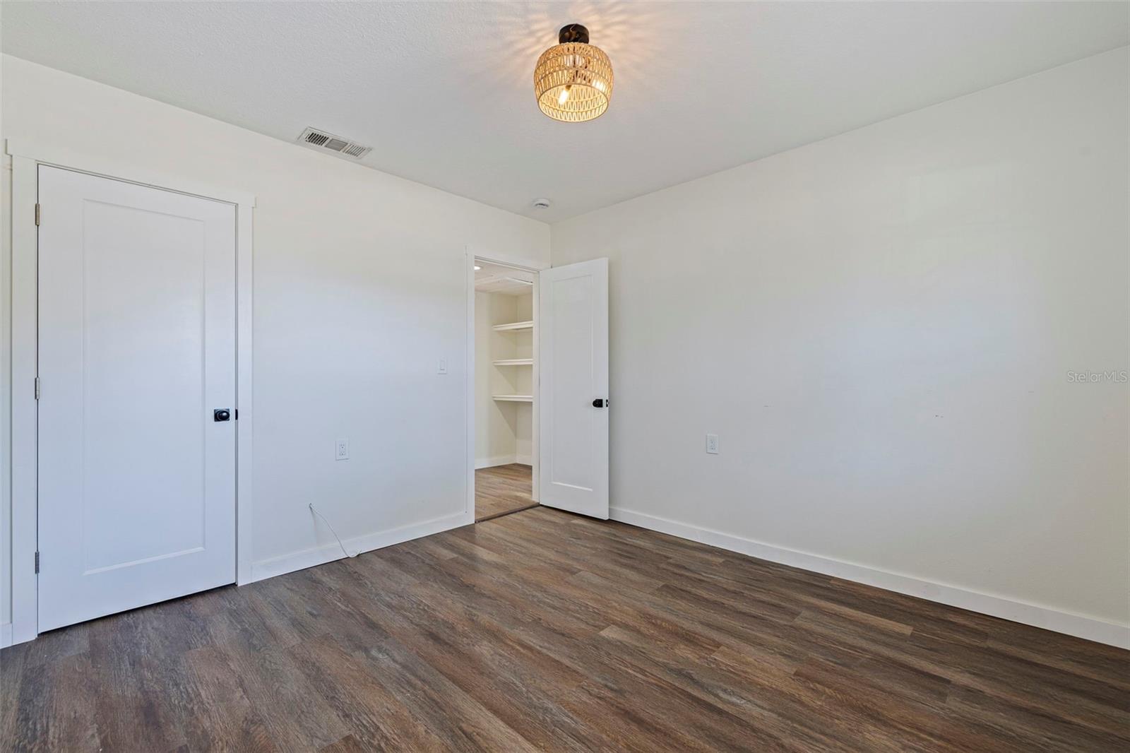 Image 17 of 48 For 737 62nd Avenue N