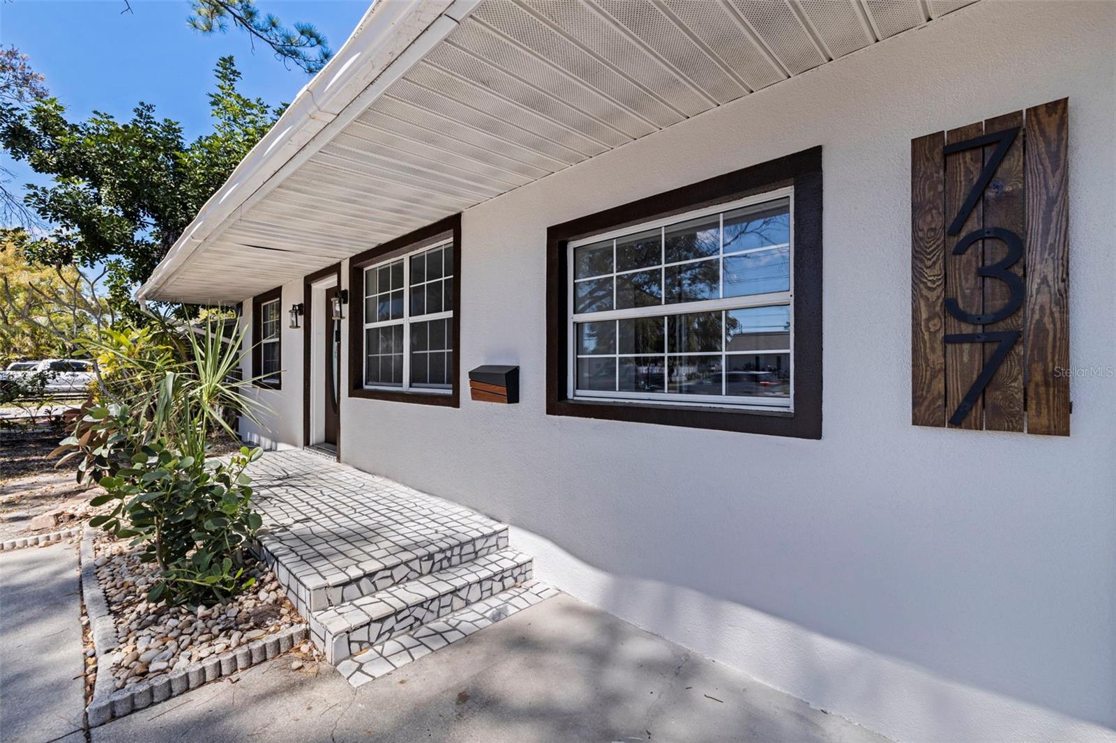 Image 4 of 48 For 737 62nd Avenue N