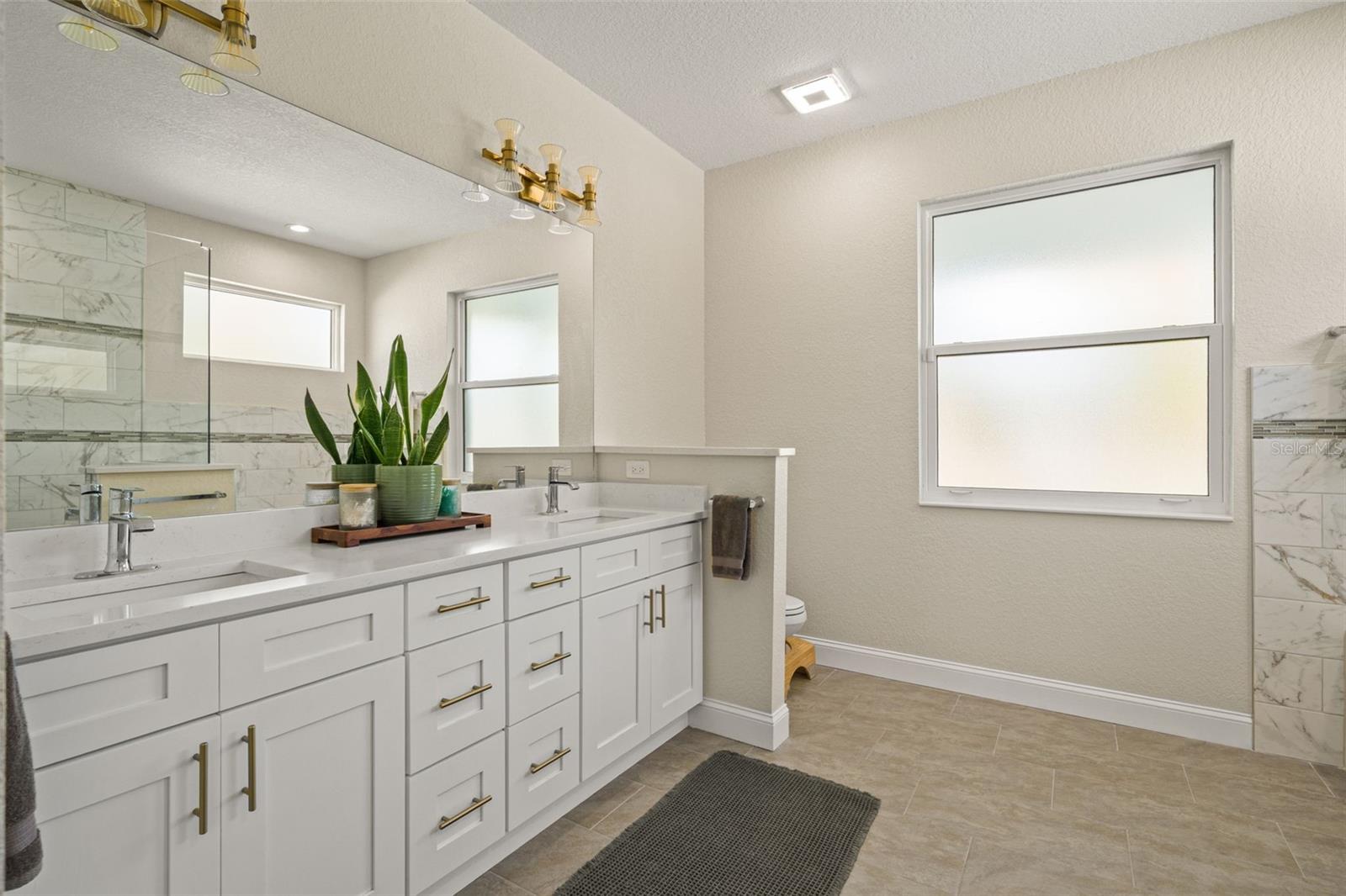 Image 29 of 51 For 5210 94th Avenue N