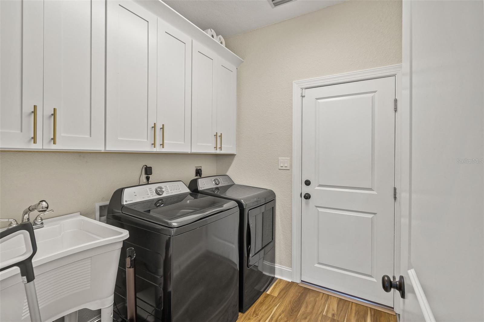 Image 39 of 51 For 5210 94th Avenue N