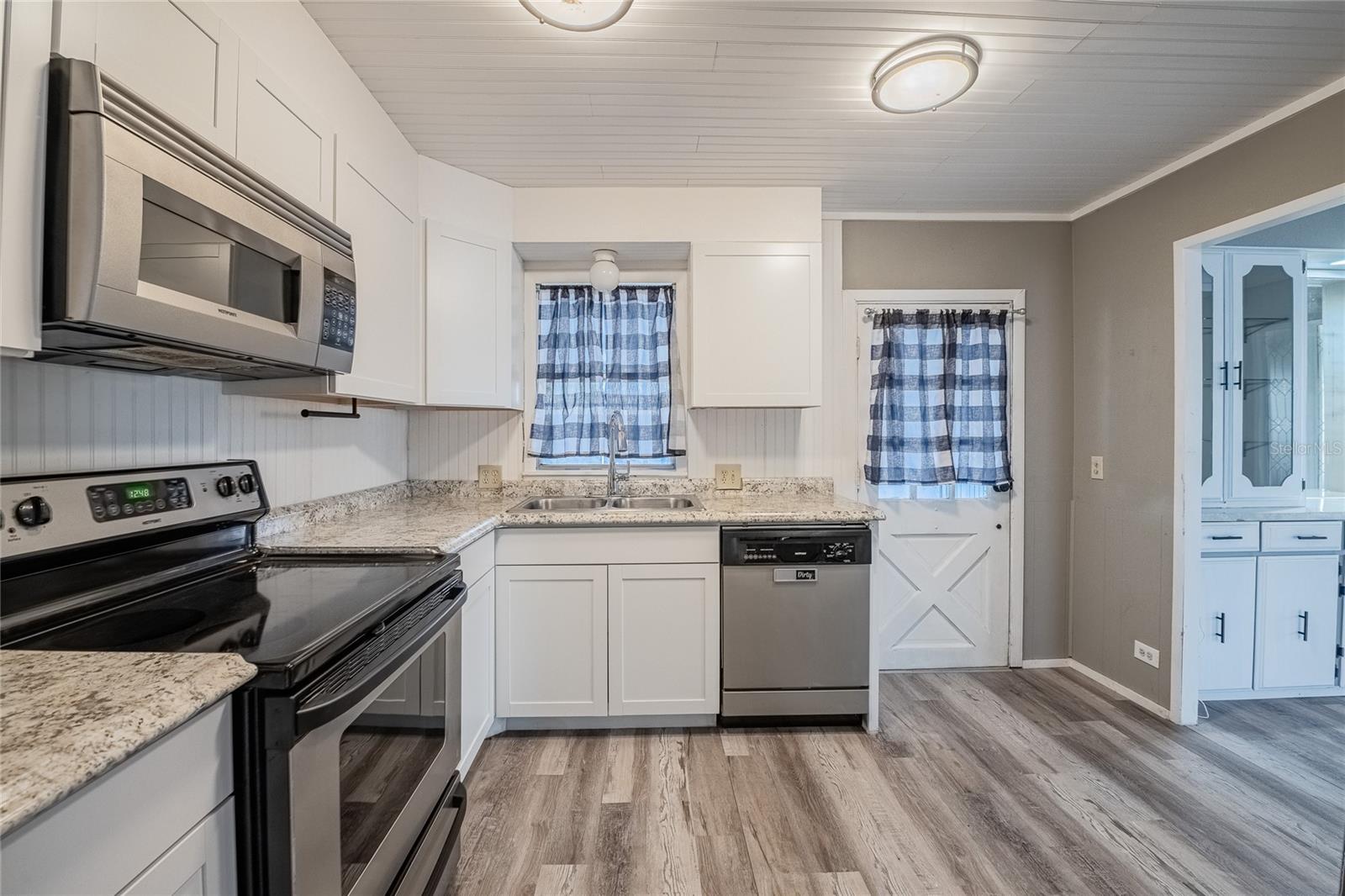 Image 22 of 36 For 1154 Country Club Lane