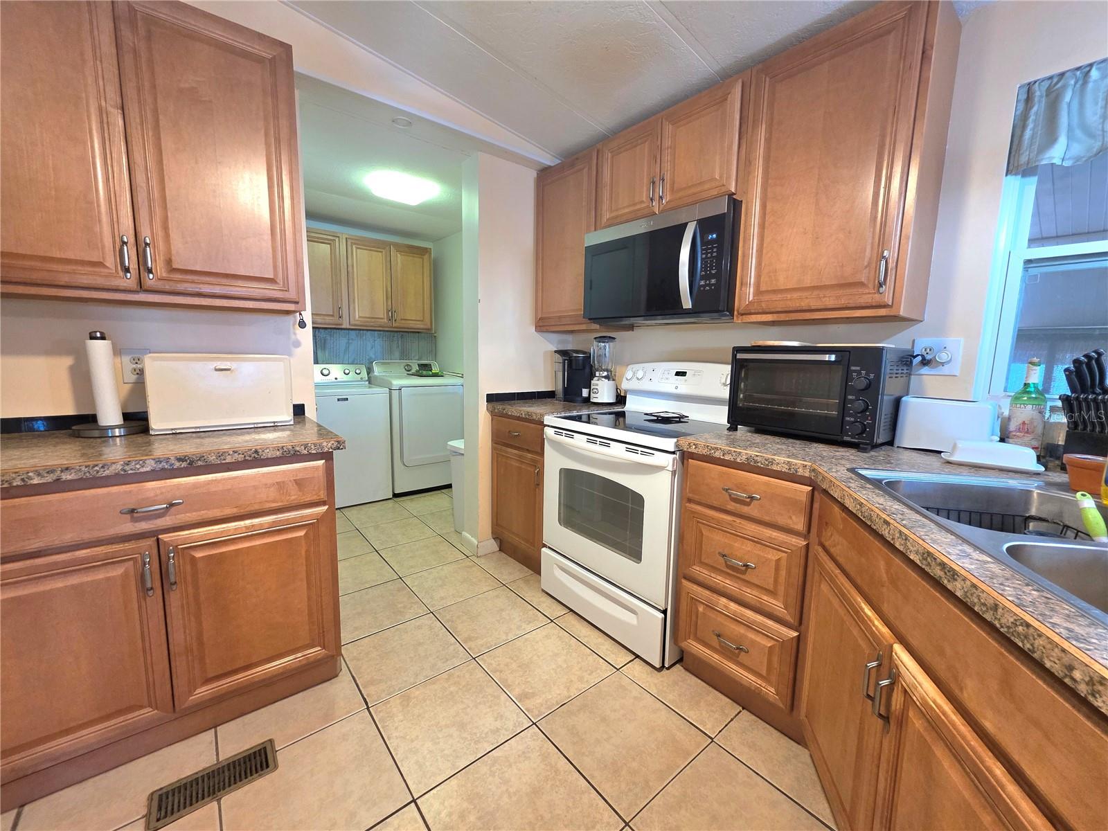 Image 20 of 68 For 37408 Marta Avenue