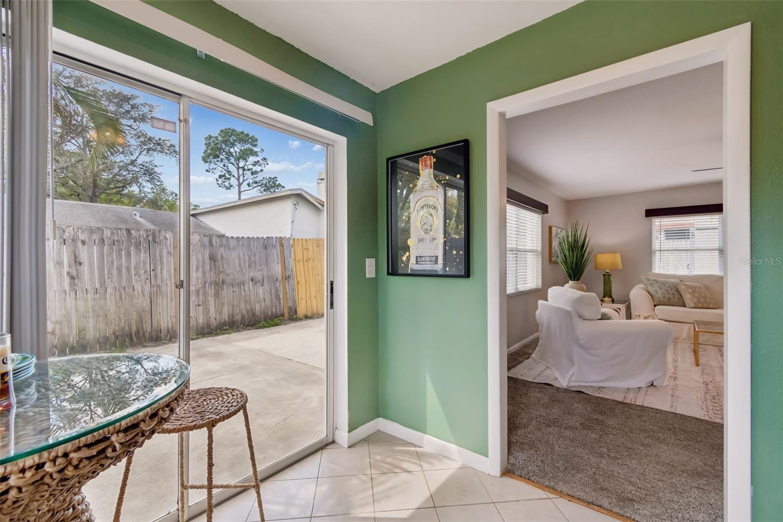 Image 13 of 26 For 541 5th Street Se