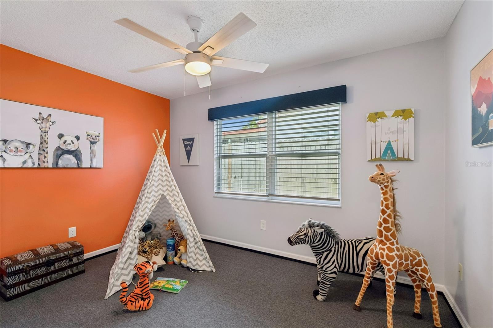 Image 18 of 26 For 541 5th Street Se