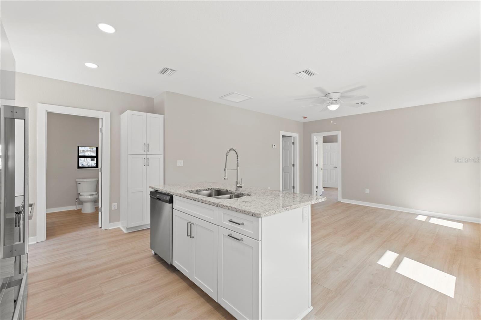 Image 13 of 33 For 3901 45th Avenue N