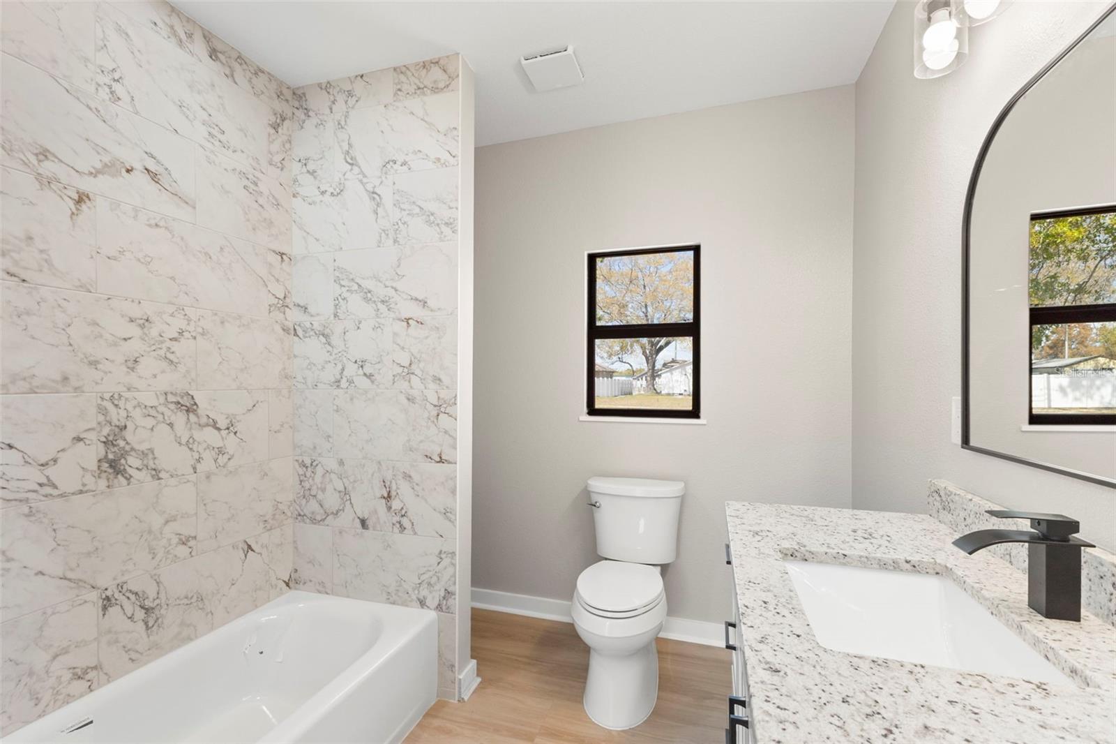 Image 18 of 33 For 3901 45th Avenue N