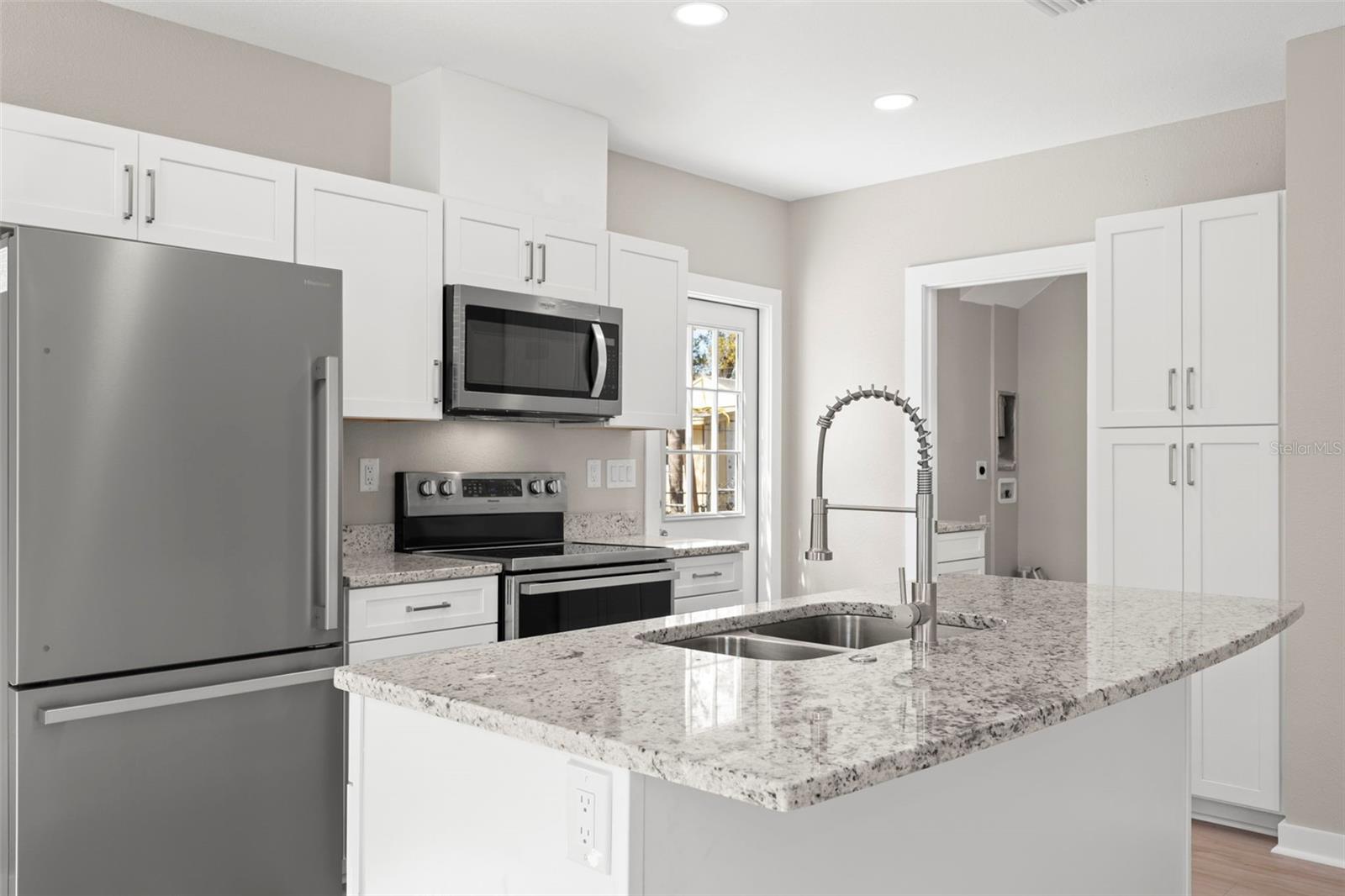 Image 9 of 33 For 3901 45th Avenue N