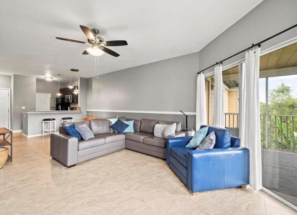 Image 8 of 19 For 4115 Chatham Oak Court 222