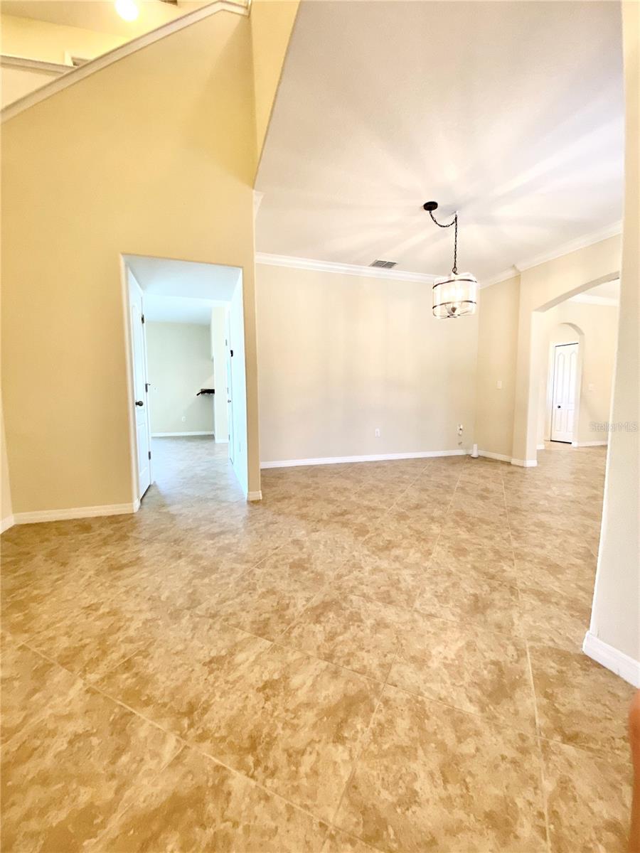 Image 7 of 65 For 12130 Streambed Drive