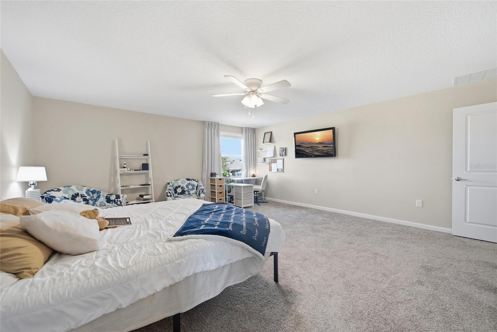 Image 27 of 45 For 13 White Horse Way