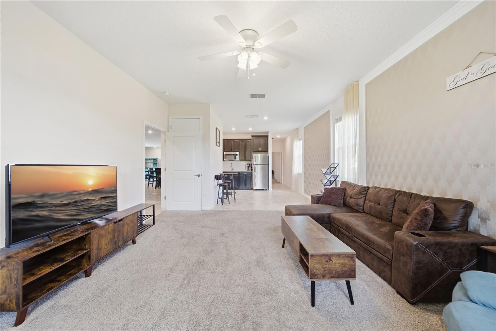 Image 31 of 45 For 13 White Horse Way