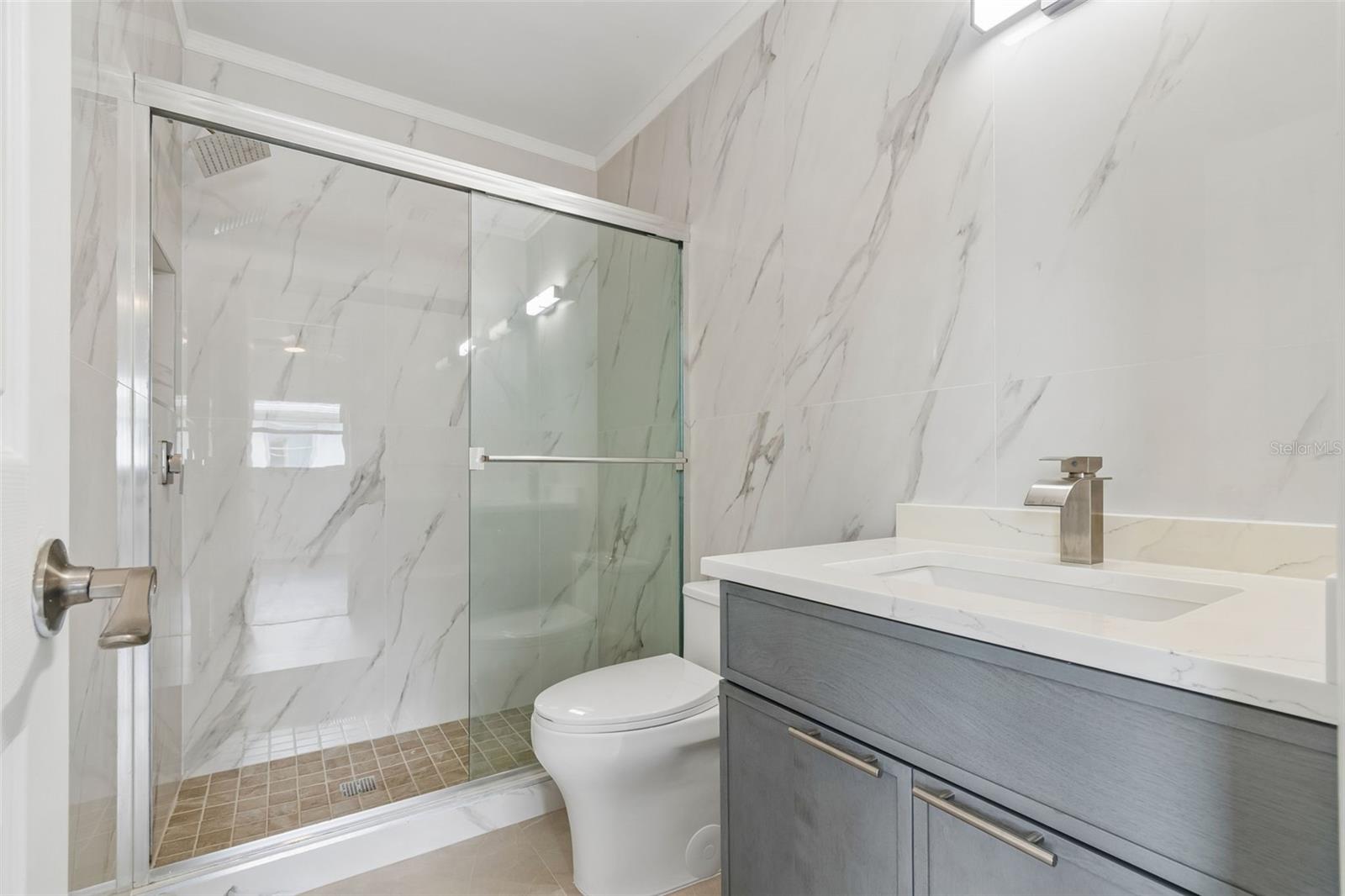 Image 14 of 29 For 1023 Deer Run