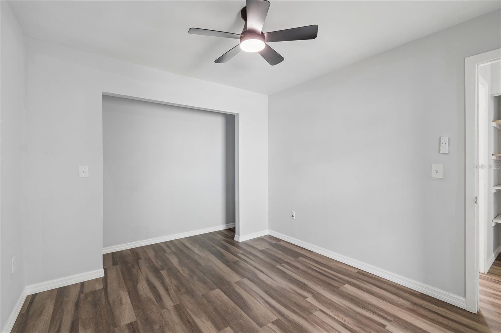 Image 20 of 29 For 1023 Deer Run