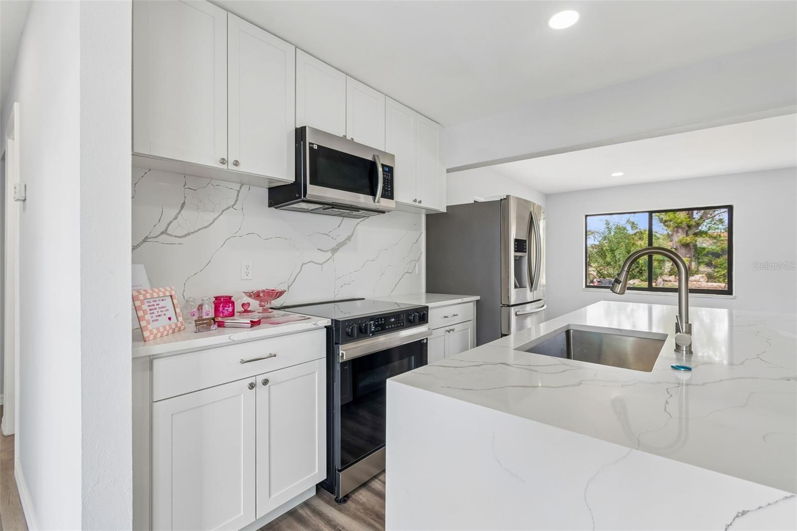 Image 7 of 29 For 1023 Deer Run