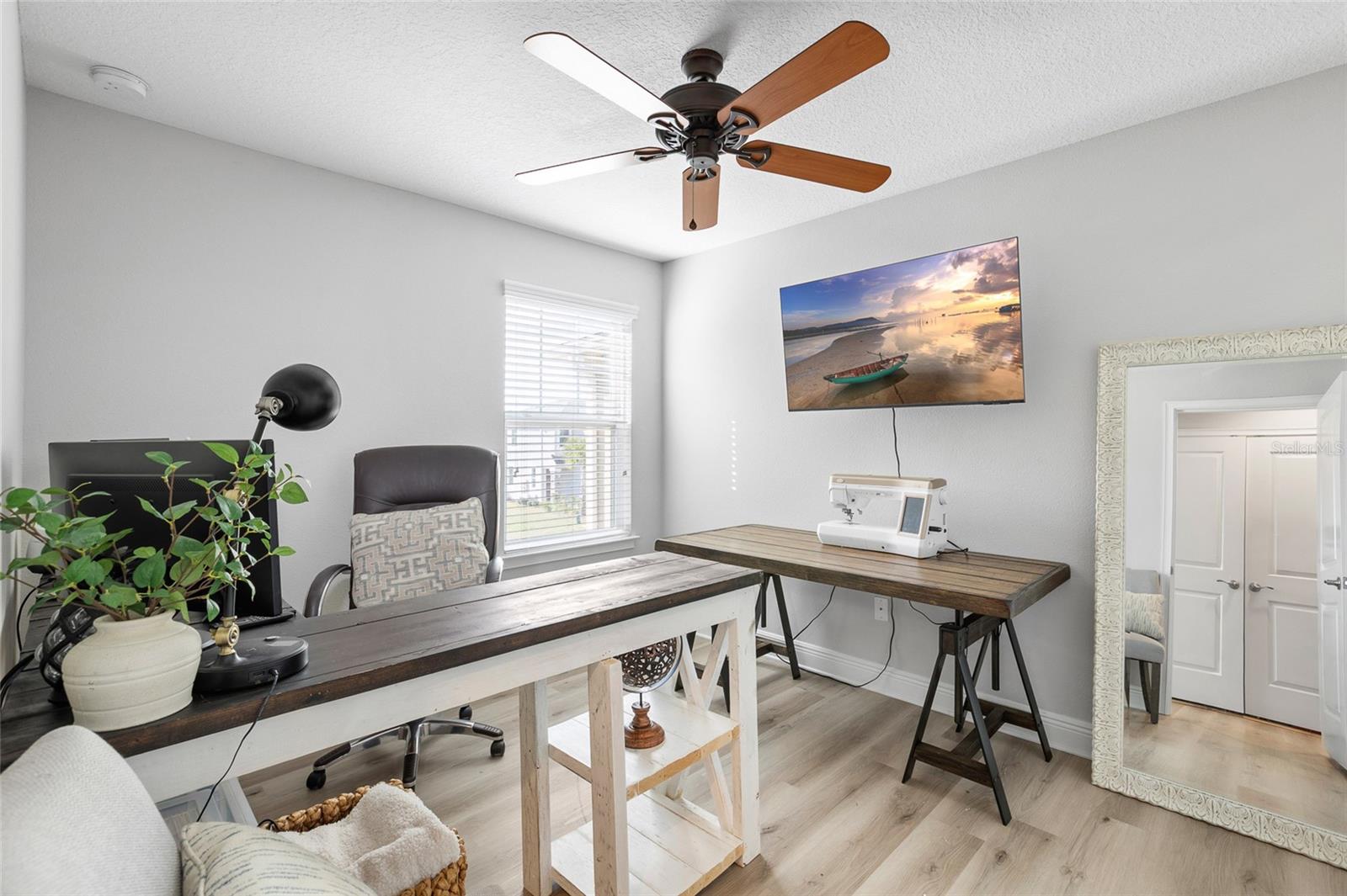 Image 21 of 40 For 14205 Damselfly Drive